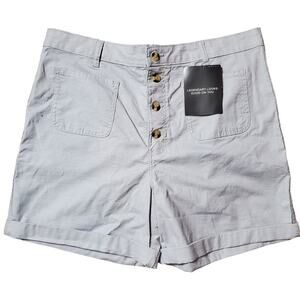 Lee Women’s High Rise Legendary Style Relaxed Fit Chino Shorts Size 18  NEW